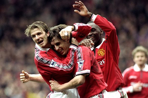 不少球迷和 不少球迷和